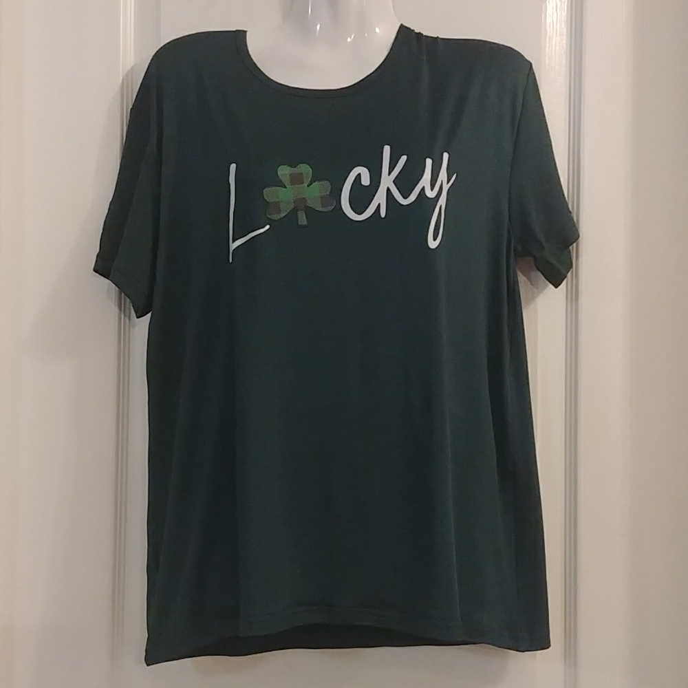 Lucky Graphic T-shirt 👕